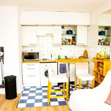 Nice And Typical Flat#paris Gambetta *