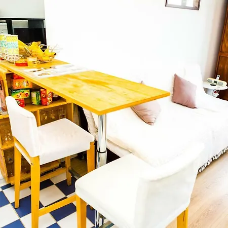 Nice And Typical Flat#paris Gambetta Apartment Paris